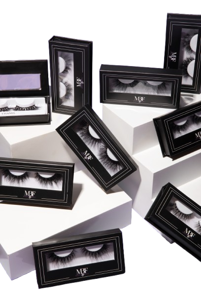 Natural false lashes from BeautyMBF designed for a clean beauty look with full, lightweight impact.