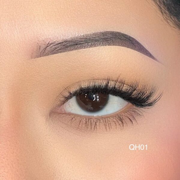 Best Lashes for Almond Eyes